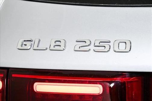 2026 Mercedes-Benz GLB 250 Base 4MATIC