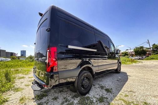 2025 Mercedes-Benz Sprinter 2500 Standard Roof