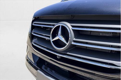 2025 Mercedes-Benz Sprinter 2500 Standard Roof
