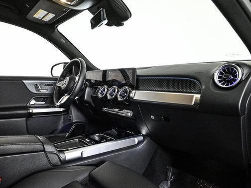 2025 Mercedes-Benz GLB 250 Base 4MATIC