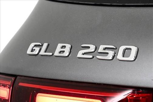 2026 Mercedes-Benz GLB 250 Base 4MATIC