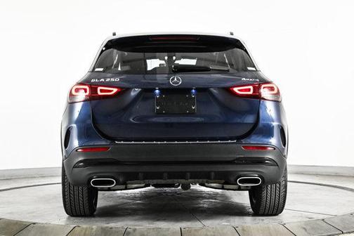 2023 Mercedes-Benz GLA 250 Base 4MATIC