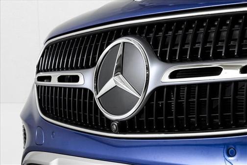 2025 Mercedes-Benz GLC 350e Base 4MATIC