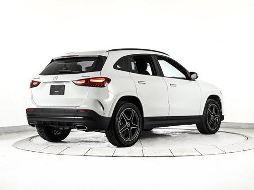 2026 Mercedes-Benz GLA 250 Base 4MATIC