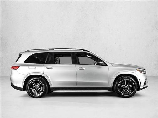 Cirrus Silver Metallic 2022 Mercedes-Benz GLS 450 4MATIC
