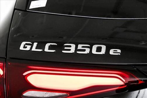 2026 Mercedes-Benz GLC 350e Base 4MATIC