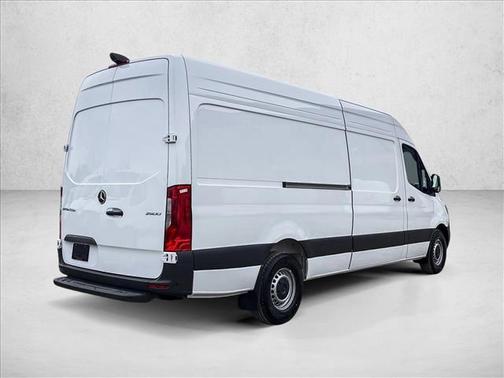 Arctic White 2026 Mercedes-Benz Sprinter 2500 High Roof