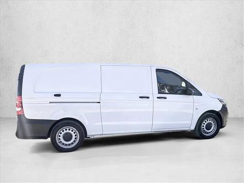 2018 Mercedes-Benz Metris Base