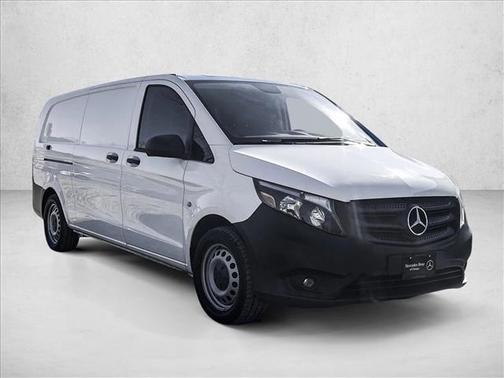 2018 Mercedes-Benz Metris Base