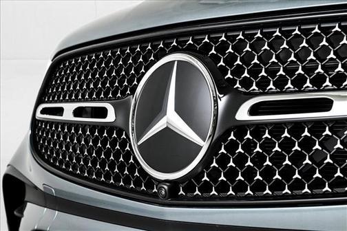 2026 Mercedes-Benz GLC 350e Base 4MATIC