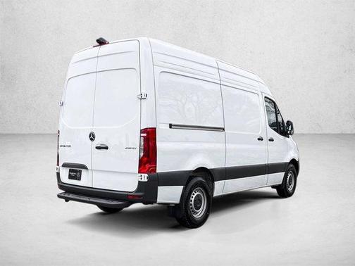 Arctic White 2026 Mercedes-Benz Sprinter 2500