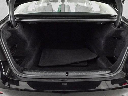 Black Sapphire Metallic 2022 BMW 530 i xDrive