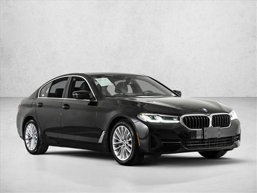 Black Sapphire Metallic 2022 BMW 530 i xDrive