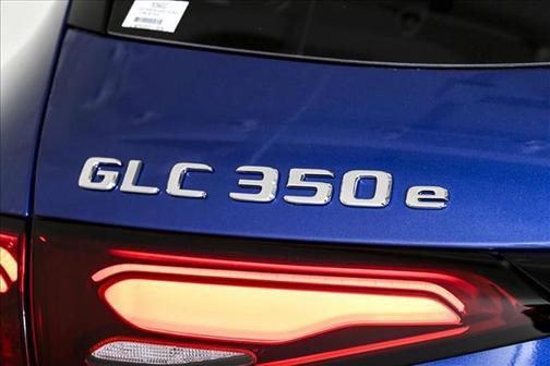 2025 Mercedes-Benz GLC 350e Base 4MATIC