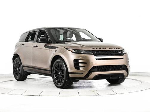 Corinthian Bronze 2024 Land Rover Range Rover Evoque Dynamic SE