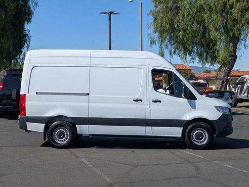 Arctic White 2023 Mercedes-Benz Sprinter 1500 Standard Roof