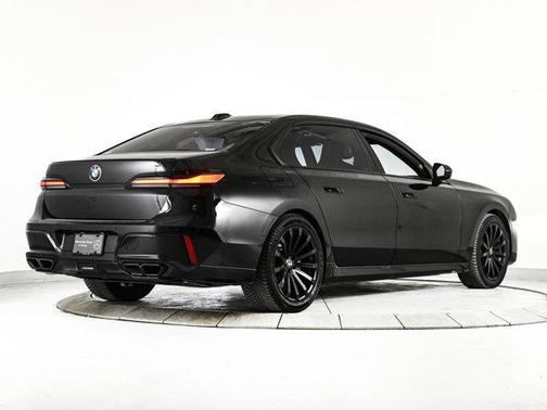 2023 BMW 760 760i xDrive