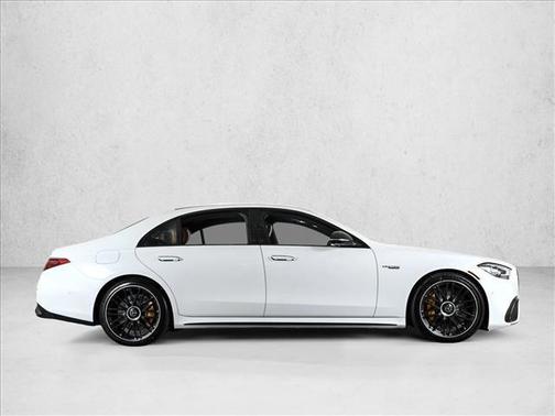 MANUFAKTUR Moonlight White Metallic 2026 Mercedes-Benz AMG S 63 E Base