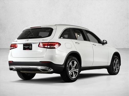 Polar White 2018 Mercedes-Benz GLC 300 Base 4MATIC