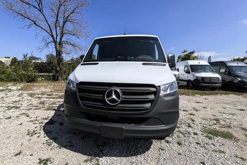 2025 Mercedes-Benz Sprinter 2500 Standard Roof