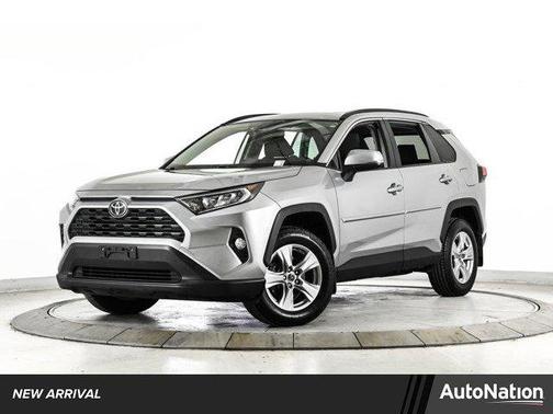 2019 Toyota RAV4 XLE