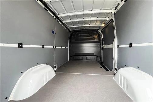 2026 Mercedes-Benz Sprinter 2500 Standard Roof