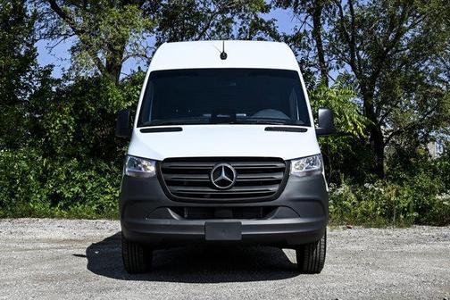 2025 Mercedes-Benz Sprinter 2500 Standard Roof