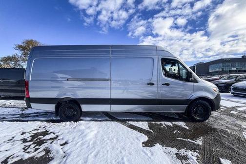 2026 Mercedes-Benz Sprinter 2500 High Roof