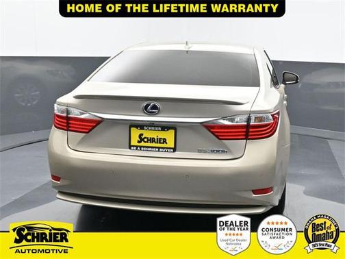 2015 Lexus ES 300h Base