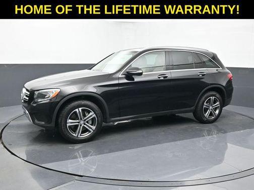 Obsidian Black Metallic 2016 Mercedes-Benz GLC 300 4MATIC