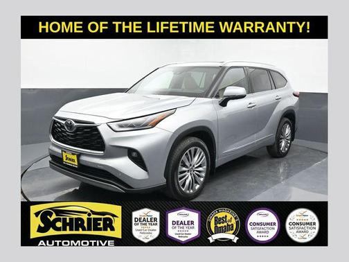Celestial Silver Metallic 2022 Toyota Highlander Platinum