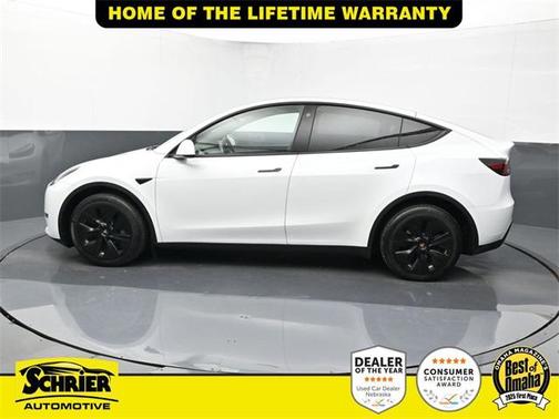 2023 Tesla Model Y Long Range Dual Motor All-Wheel Drive
