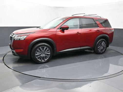 2024 Nissan Pathfinder SL 4WD
