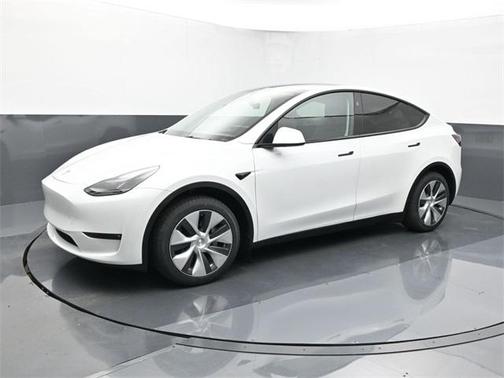 2023 Tesla Model Y Long Range Dual Motor All-Wheel Drive