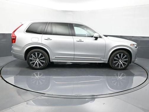 2022 Volvo XC90 T6 Inscription