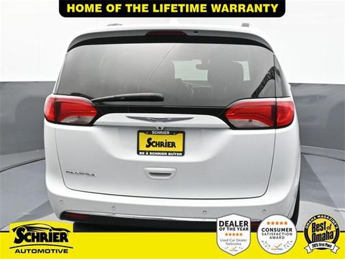 2020 Chrysler Pacifica Touring L