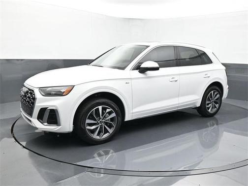 2024 Audi Q5 45 S line Premium Plus