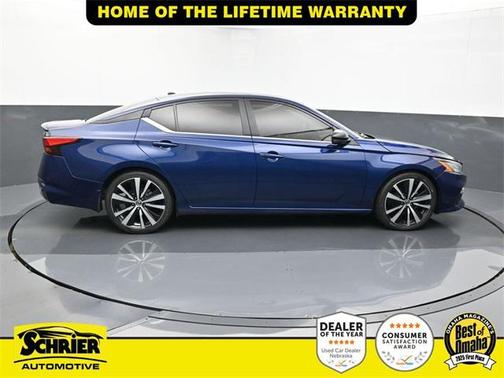 2021 Nissan Altima SR FWD