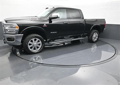 2022 RAM 2500 Laramie Crew Cab 4x4 6'4' Box