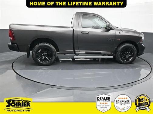 2017 RAM 1500 Night Regular Cab 4x4 6'4' Box