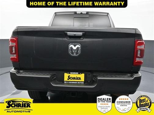 2020 RAM 3500 Laramie Crew Cab 4x2 6'4' Box