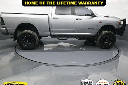 2022 RAM 2500 Big Horn Crew Cab 4x4 6'4' Box