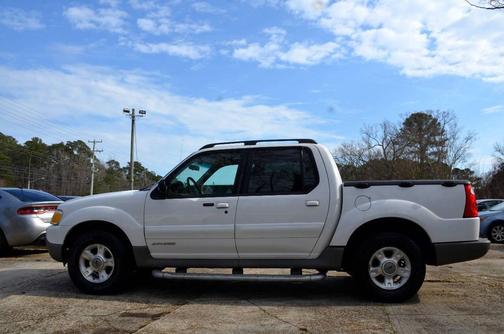 2002 Ford Explorer Sport Trac Base