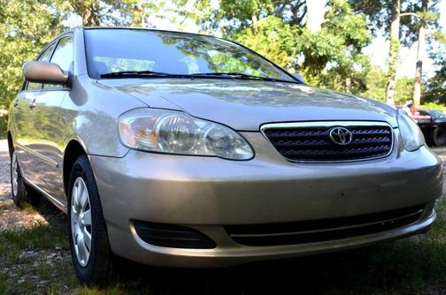 Tan 2006 Toyota Corolla LE