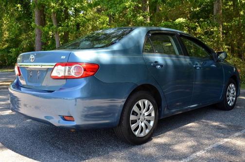 Blue 2013 Toyota Corolla LE