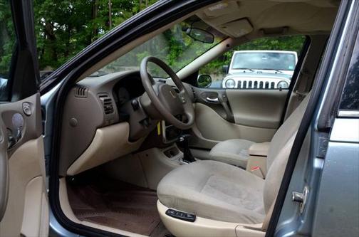 2003 Saturn L 200