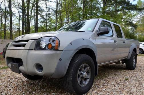 2003 Nissan Frontier XE Crew Cab