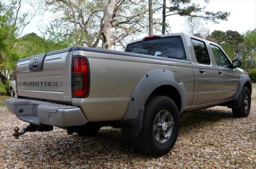 2003 Nissan Frontier XE Crew Cab