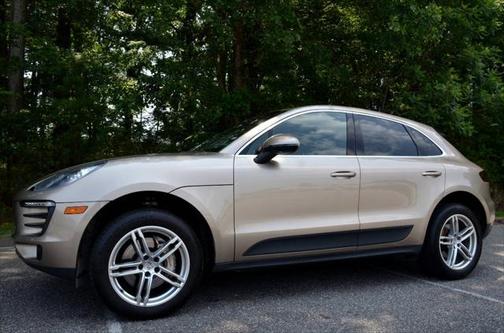 2016 Porsche Macan S