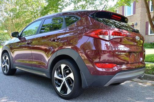 2016 Hyundai TUCSON Sport